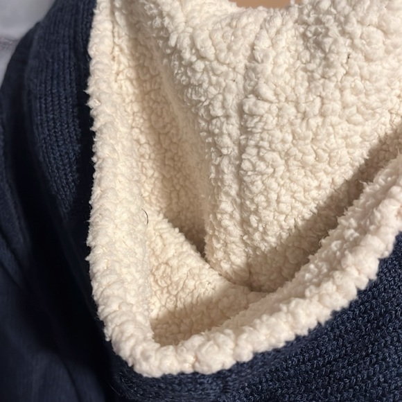 L.L. Bean Navy Blue Cardigan With Toggle Buttons Size Large - Picture 4 of 7